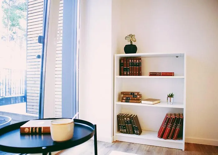 Modern Next To Castle Apartment